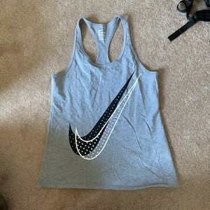 Nike tank